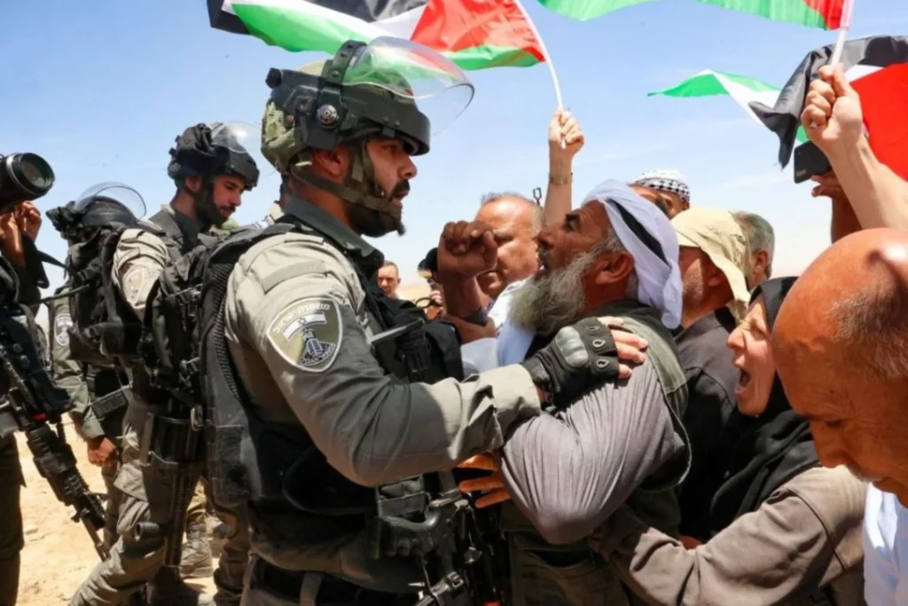 Alors que l’attention est focalisée sur le génocide à Gaza : En lançant l’opération « Mur de fer », Israël tente d’annexer la Cisjordanie...