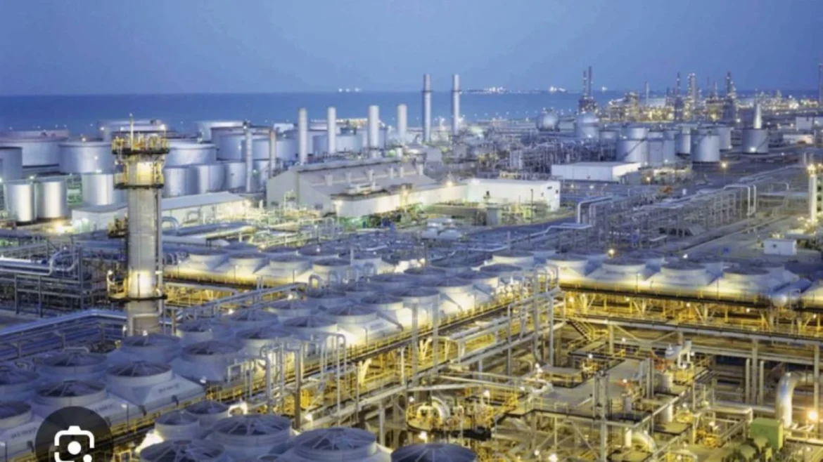La plus grande raffinerie des EAU fermée : Les torches de Ruwais éteintes