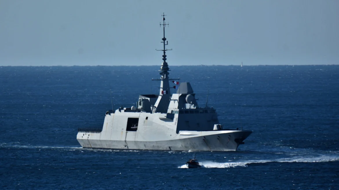 La France déploie un porte-avions en Méditerranée orientale : E. Macron plonge son pays dans un conflit régional