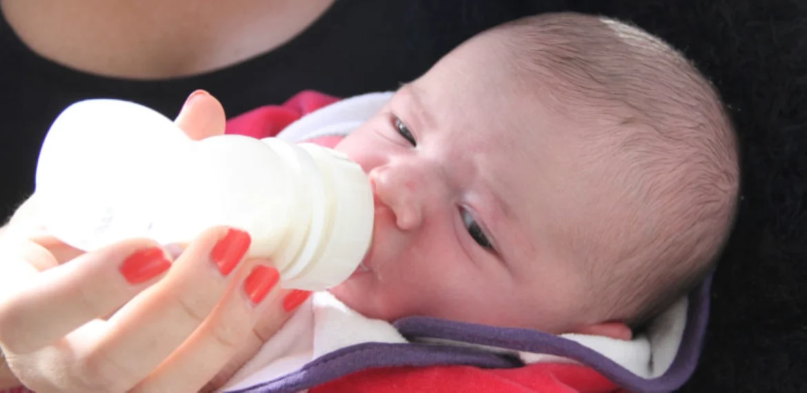 Lait pour bébés : L’ONSSA retire du marché plusieurs lots