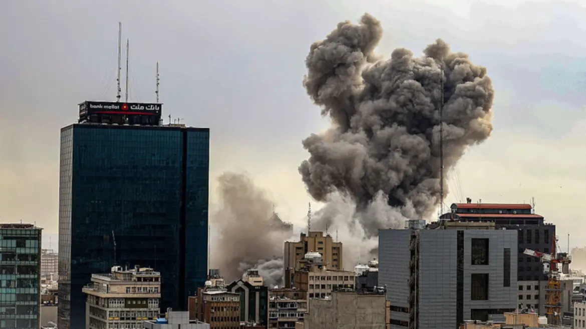 Les menées subversives contre l’Iran se poursuivent : Un ultimatum américain chasse l’autre