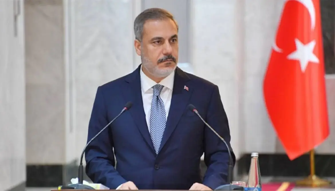 Le chef de la diplomatie turque attendu à Islamabad : H. Fidan craint l’extension de la guerre…