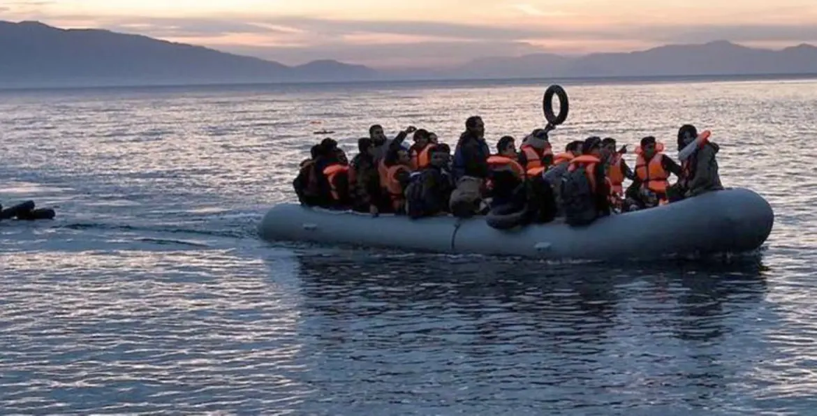 Une trentaine de migrants en détresse au large de Tan-Tan : Marocains et Espagnols en opération de sauvetage