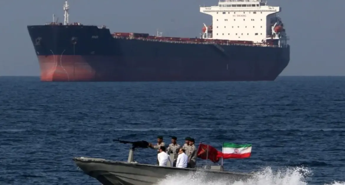 Toujours pas d’Iraniens à Islamabad : La marine US intercepte un nouveau navire iranien