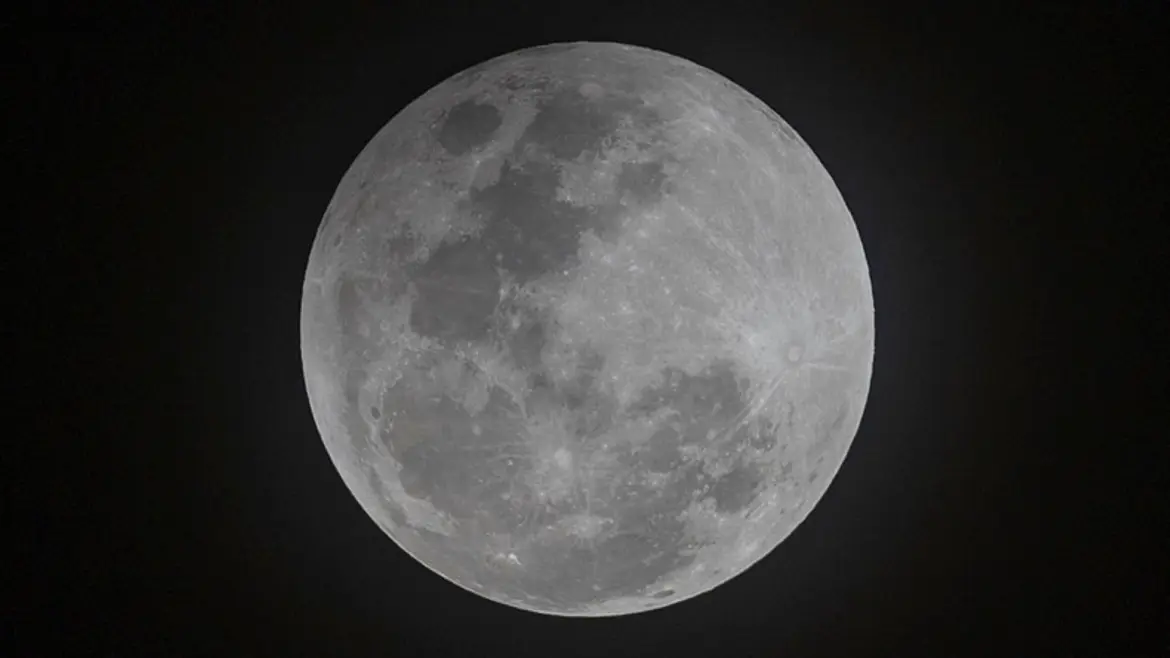 Espace : La Lune toujours convoitée pour ses richesses