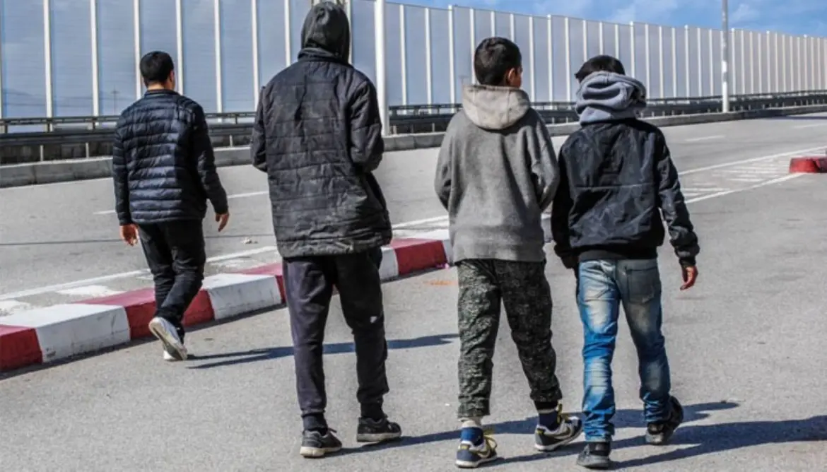 Le phénomène persistant des NEET sous la loupe : Le point de bascule se situe à 24 ans…