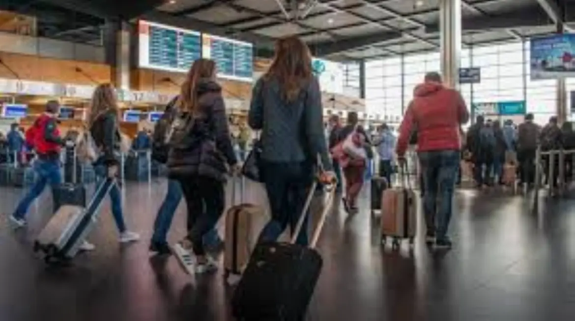 Le secteur touristique marocain confirme sa dynamique positive au premier trimestre 2026, avec 4,3 millions de touristes accueillis, soit une hausse de 7% par rapport à la même période en 2025, selon le ministère du Tourisme, de l'artisanat et de l'économie sociale et solidaire.