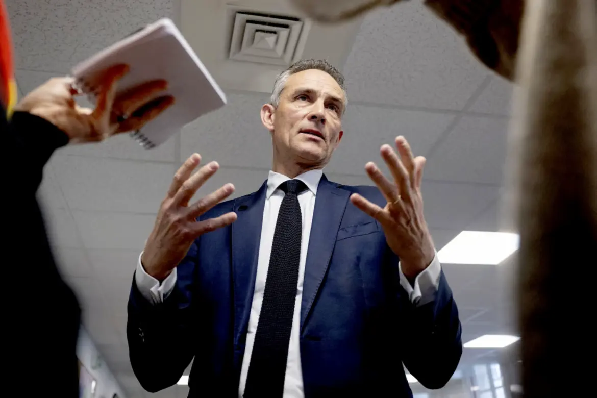 Nouvel ambassadeur de France au Maroc : P. Lalliot succède à C. Lecourtier