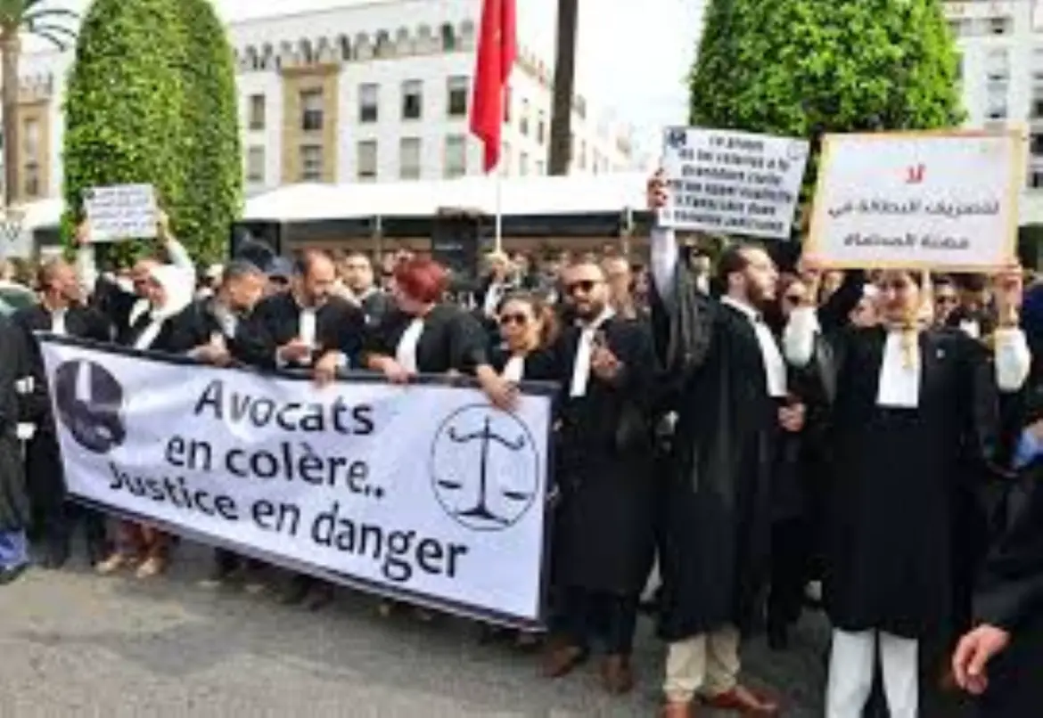 Sur fond de réforme du secteur des avocats : A. Ouhabi s’attire les foudres de l’ABAM