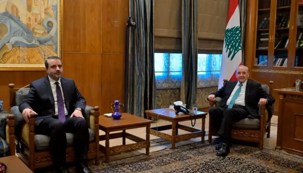 Le chef de la diplomatie syrienne à Beyrouth : Le dossier des armes du Hezbollah n’a pas été discuté avec N. Berri