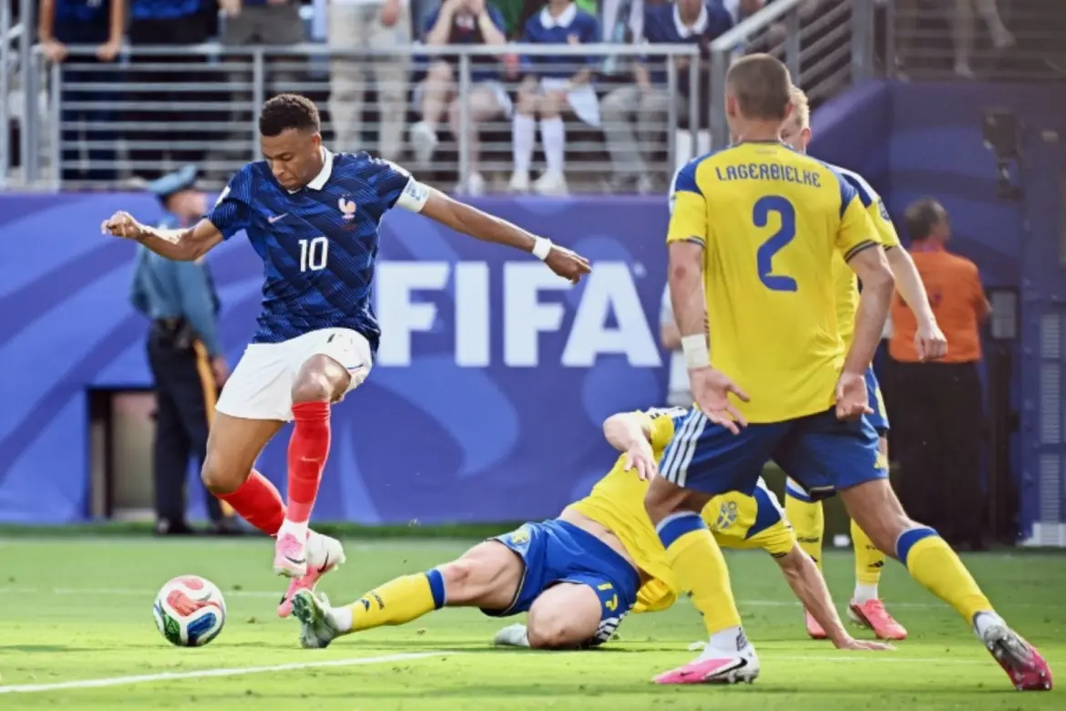 Mondial 2026 : Les Bleus dament le pion aux Suédois
