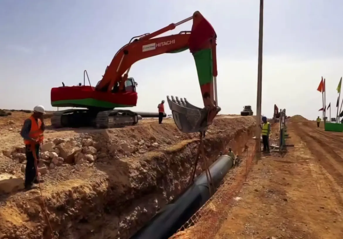 Face aux défis pressants de la sécurité hydrique dans les régions intérieures du Royaume, l’Office National de l’Électricité et de l’Eau Potable (ONEE) accélère ses investissements d'infrastructure. Le lancement récent de nouveaux chantiers à Khouribga marque une étape clé pour l'approvisionnement d'un pôle minier et économique stratégique.