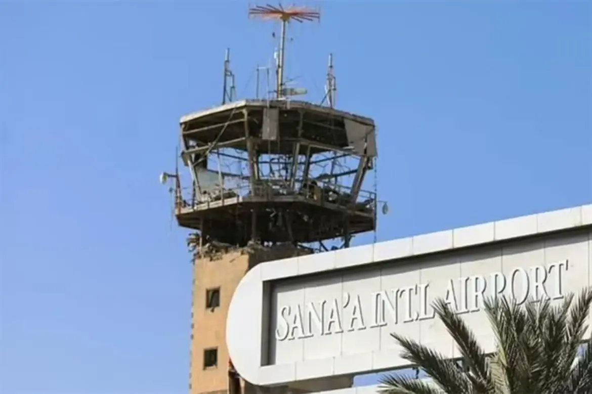 Plusieurs frappes ont ciblé l’aéroport de Sanaa : Les forces yéménites ripostent en ciblant l’aéroport saoudien d’Abha