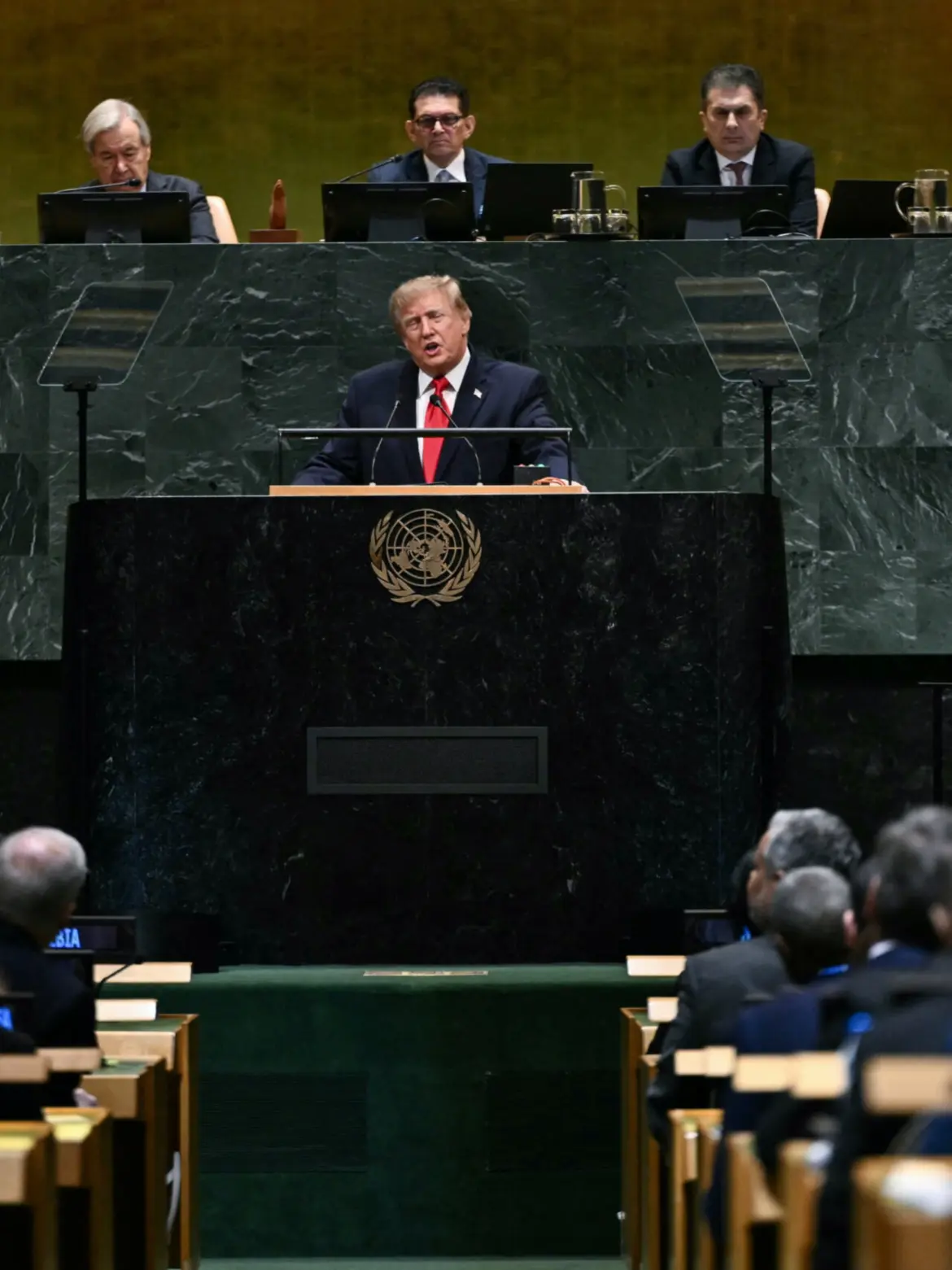D. Trump fait son show au siège de l’ONU : Super-intelligence, doctrine de Monroe et suprématie US au menu