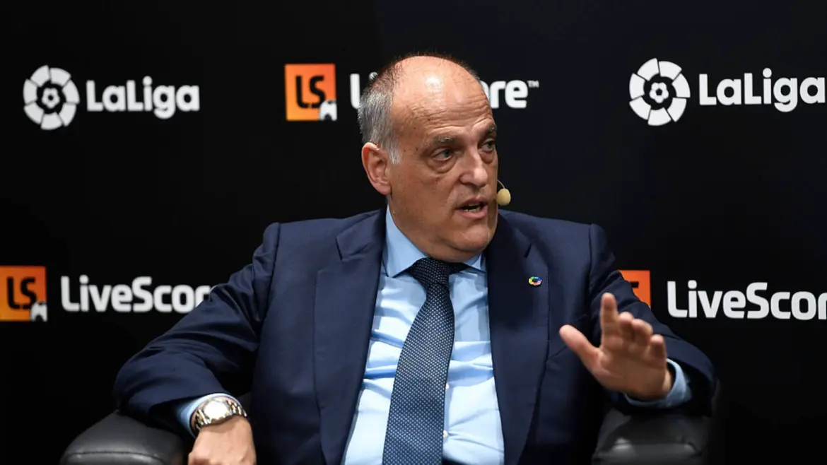Finale du Mondial 2030 : J. Tebas jette le discrédit sur G. Infantino