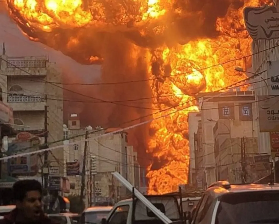 Raids saoudiens meurtriers sur Al-Mokha : Sanaa promet une riposte appropriée