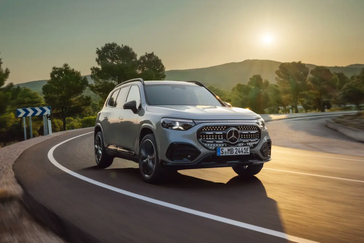 Automobile : Comment le nouveau Mercedes-Benz GLB redéfinit la polyvalence à l'ère de l'intelligence embarquée